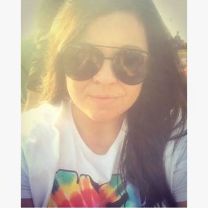 Meet your Posher, Candice